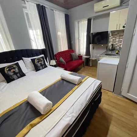 Nefti Red اسطنبول
