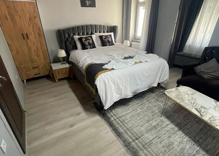 Nefti Red * İstanbul