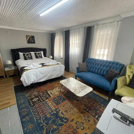 Nefti Red Aparthotel *