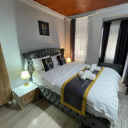 Nefti Red * Isztambul